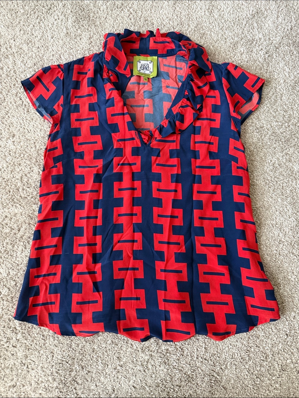 Elizabeth McKay Red & Navy Geometric Cap-Sleeve Ruffle V-Neck Top